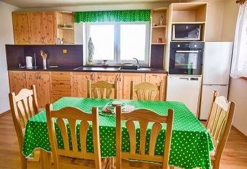 Chata u hradu Bouzov - sauna, vivka a jezrko