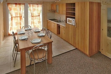 Chata s baznem - Karlov pod Praddem