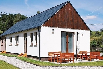 Chata s baznem - Karlov pod Praddem