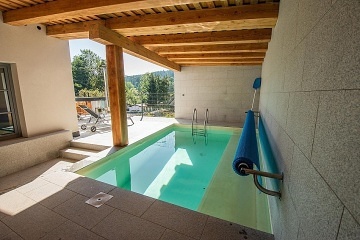 Roubenka s wellness a baz�nem - Kr�lick� Sn�n�k