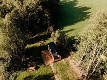 Glamping s krsnm vhledem - chata Jizersk hory