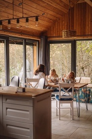 Glamping ubytování se zvířátky - Jizerské hory