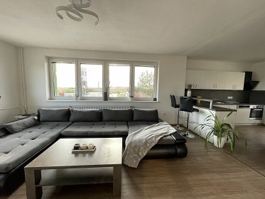 Chalupa bazn a zahrada - Velk Pavlovice