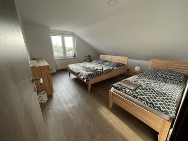 Chalupa bazn a zahrada - Velk Pavlovice