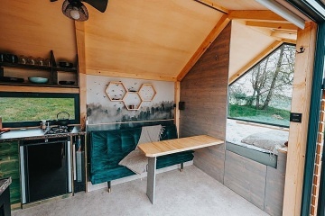 Glamping Lipensko a koupací sud - Tiny House