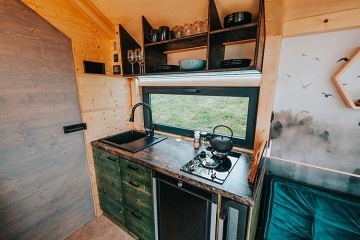 Glamping Lipensko a koupací sud - Tiny House