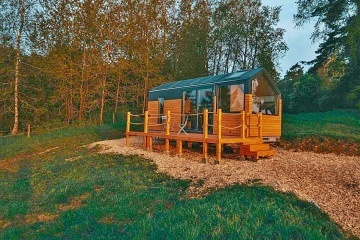Glamping Lipensko a koupací sud - Tiny House