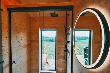 Glamping Lipensko a koupací sud - Tiny House