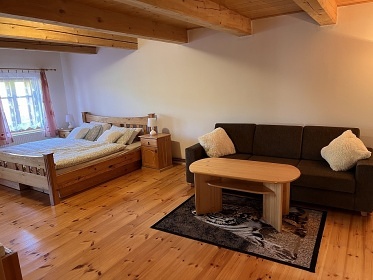 Wellness poloroubenka s baznem - Koniny