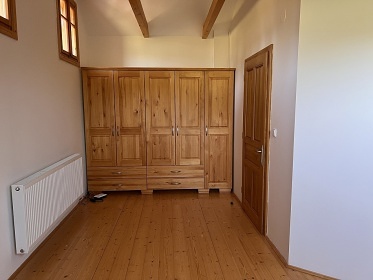 Wellness poloroubenka s baznem - Koniny