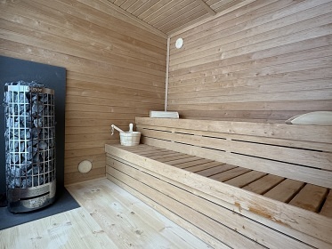 Wellness poloroubenka s baznem - Koniny