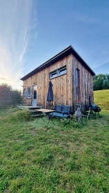 Glamping na louce - Tiny house Toulovcovy Maštale