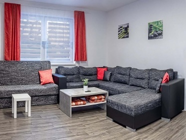 Chata s koupac�m sudem - H�ensko - �esk� �v�carsko