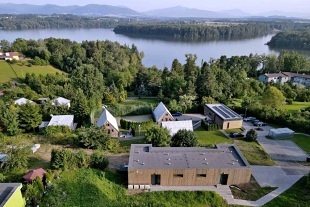 Chata s apartmny - Sobovice - ermanice