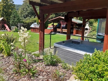 Wellness chalupa a baz�n - Pastviny - Doln� Dobrou�