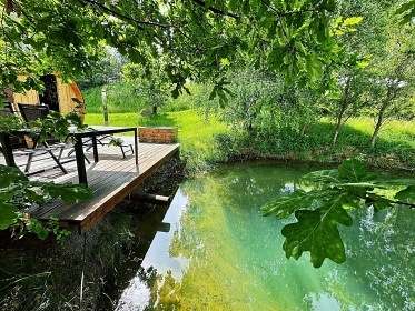 Glamping Lad�v kraj - Chata S�zava - Py�ely