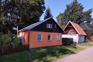 Nov� objekt: Chata u jezera a �eky Be�va - Hranice - Beskydy 3M-210