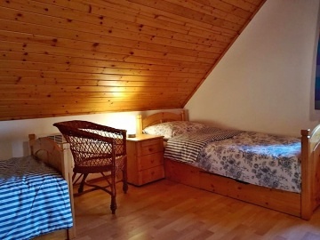 Chata a vinn sklep - Bulhary - CHKO Plava