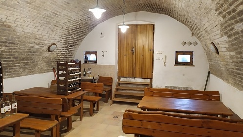 Apartmán a vinný sklep u Křížů - Bulhary