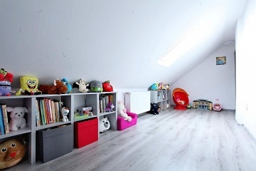 Chalupa s baz�nem - hrad Lipnice nad S�zavou