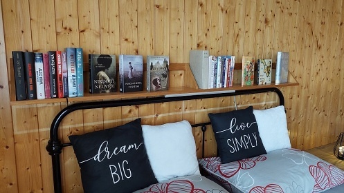 Chalupa s baz�nem - Toulovcovy Ma�tale