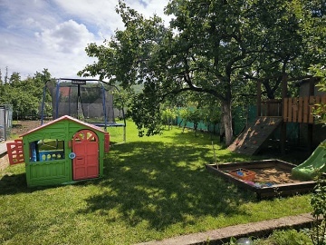 Rodinn� chalupa pod P�lavou - Horn� V�stonice