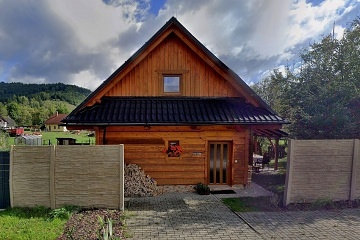 Vala�sk� chalupa - cyklostezka Be�va - Beskydy