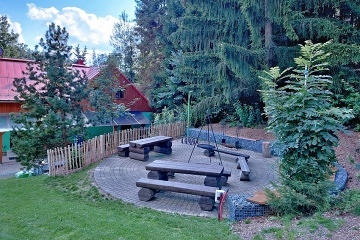 Chata s baznem - Pod Bukovinami - Beskydy