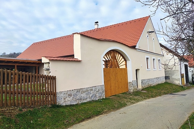Chalupa se saunou - Ho�tice u Volyn� - �umava