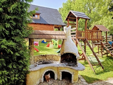 Srub Liptovsk� Mara - thermal park Tatralandia