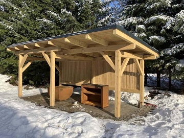 Chalupa se saunou - Lys� hora - Visalaje - Beskydy