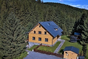 Chalupa se saunou - Lys� hora - Visalaje - Beskydy