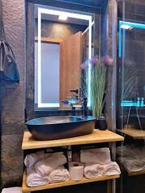 Ubytov�n� Krkono�e - kinos�l a v��ivka - �acl��