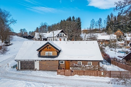 Wellness Roubenka - kachlov� kamna - Podkrkono��