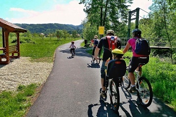 Chalupa u cyklostezky - Beskydy - Pluskoveček