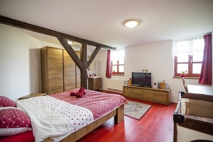 Boud�v Ml�n - Skuhrov