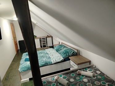 Chalupa na samot� - hrad Lipnice nad S�zavou