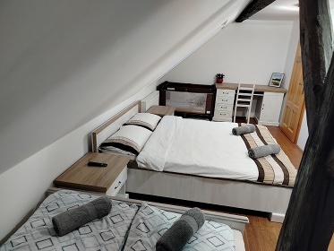 Chalupa na samot� - Boud�v Ml�n - Skuhrov