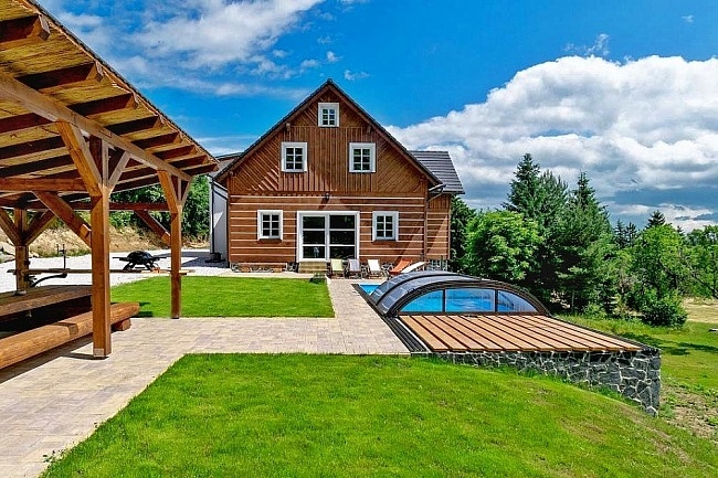 Wellness chalupa s baz�nem - Jedlov� hora