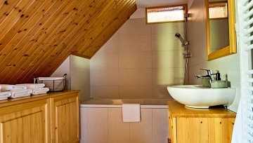 Vala�sk� roubenky - Velk� Karlovice - Beskydy