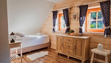 Vala�sk� roubenky - Velk� Karlovice - Beskydy