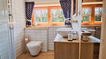 Vala�sk� roubenky - Velk� Karlovice - Beskydy