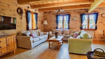 Vala�sk� roubenky - Velk� Karlovice - Beskydy