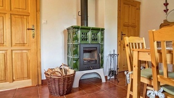 Vala�sk� roubenky - Velk� Karlovice - Beskydy