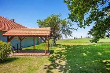 Jiho�esk� chalupa Zlat� Koruna - hrad D�v�� K�men