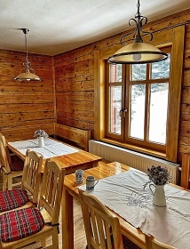 Rodinn� chalupa - samota a koupac� sud - Faunapark