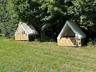 Glamping Návary - ubytování Česká Kanada