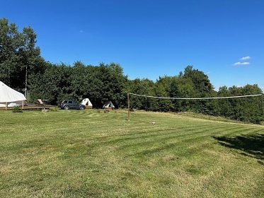 Glamping Návary - ubytování Česká Kanada