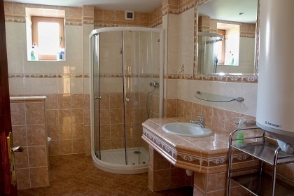 Jiho�esk� chalupa s baz�nem - Vesel� n. Lu�nic�