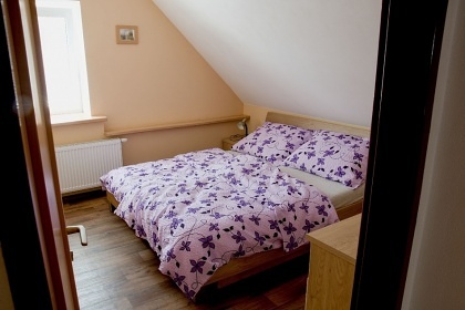 Jiho�esk� chalupa s baz�nem - Vesel� n. Lu�nic�